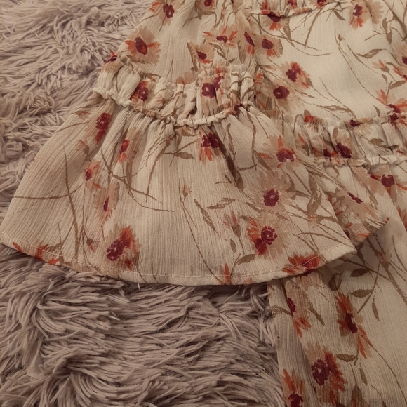 Lucky Brand Boho Sheer Neck Bell Sleeve Floral Top Size Small - Picture 6 of 13